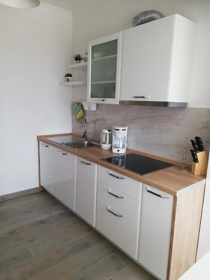Apartments Tinjarosa Mundanije Horvátország